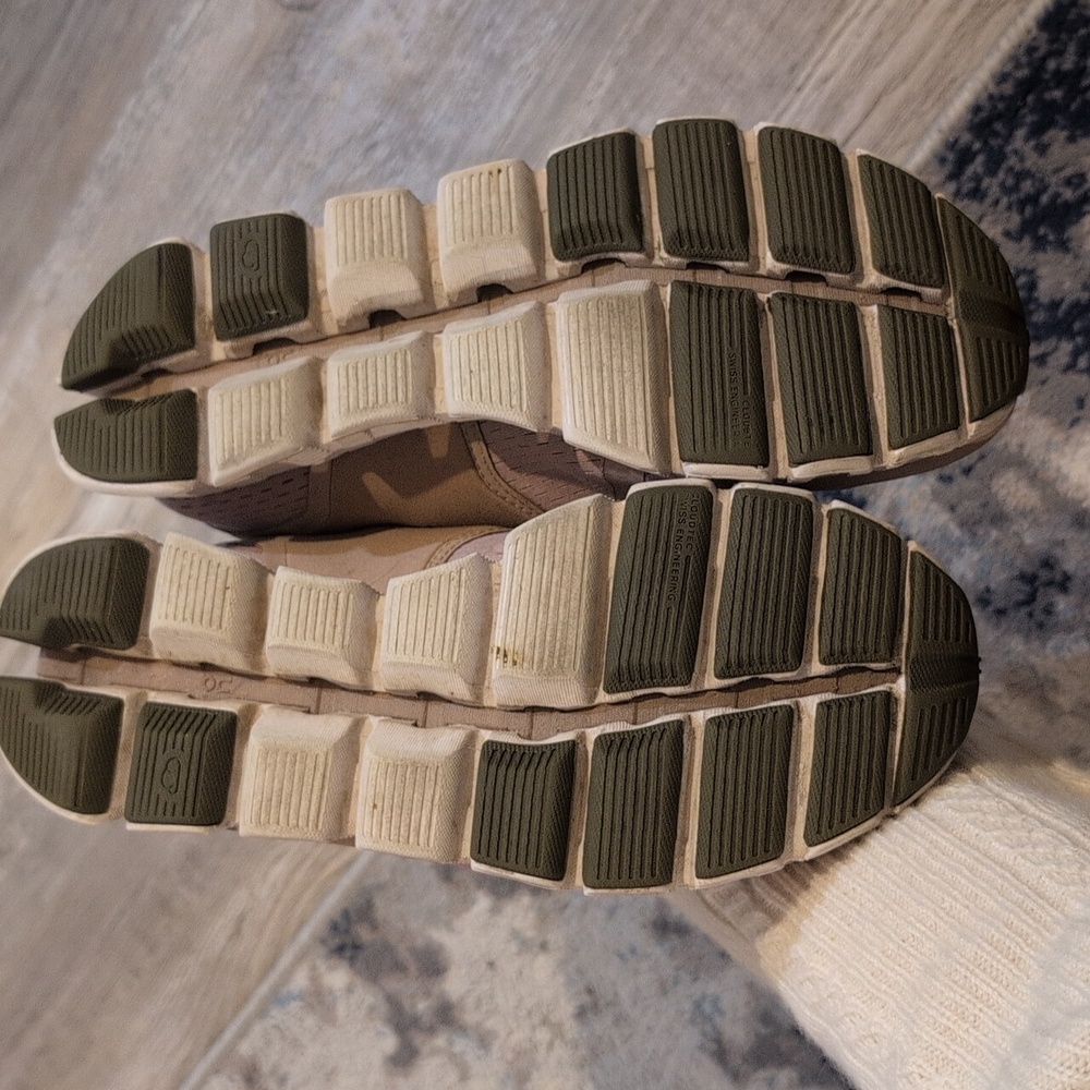 On Cloud Sneakers - image 3